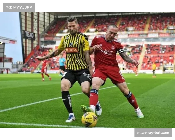 天狼星半场2-0领先埃尔夫斯堡